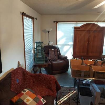 Sale Photo Thumbnail #197