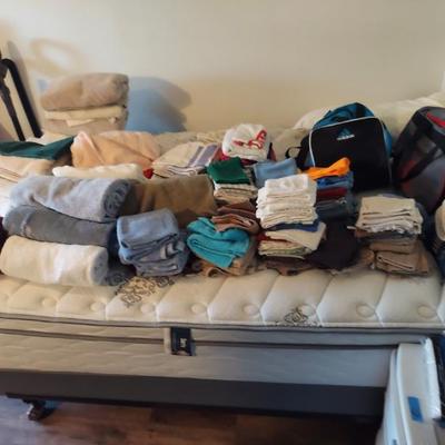 Sale Photo Thumbnail #117