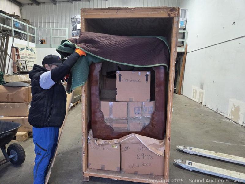 Sale Photo Thumbnail #2