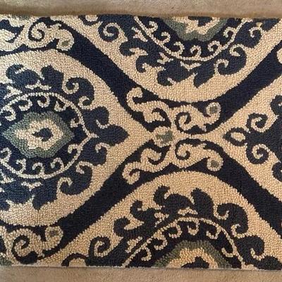 Cleo Wool Blue White Hand Hooked Wool Runner Rug 2.3' x 7'
