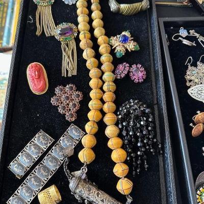 Sale Photo Thumbnail #11