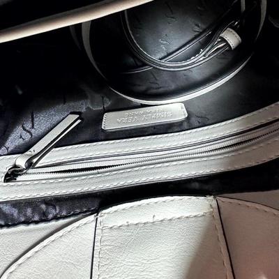 Sale Photo Thumbnail #138