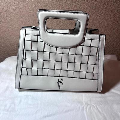 Sale Photo Thumbnail #137