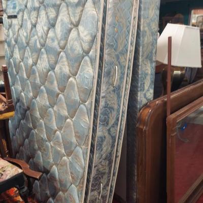 Sale Photo Thumbnail #53