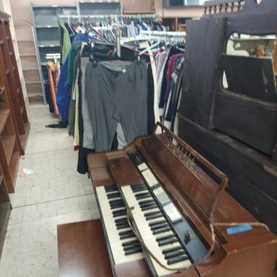 Sale Photo Thumbnail #28