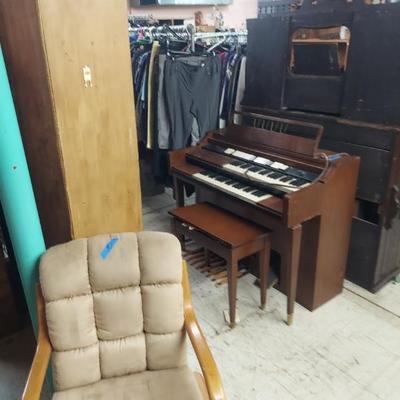 Sale Photo Thumbnail #32