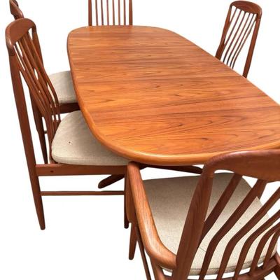 Dining Table Set