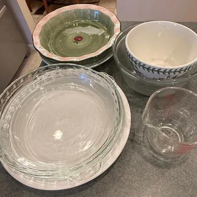 Mixed Bowl & Bakeware Lot – Stoneware, Glass & Serving Pieces