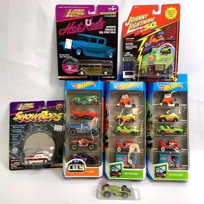 Johnny Lighting & Hot Wheels 
