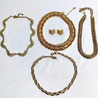 Fashion Jewelry Necklaces 