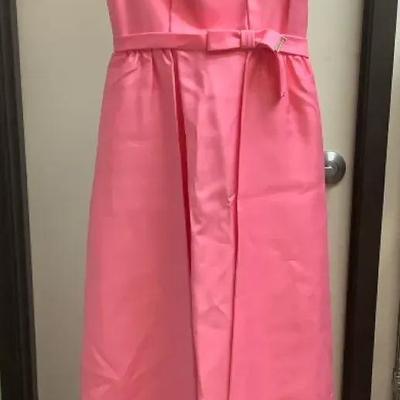 1960s Vintage Pink Formal Sleeveless Gown with Bow Belt