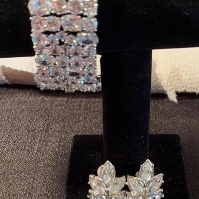 Swarovski earrings bracelet