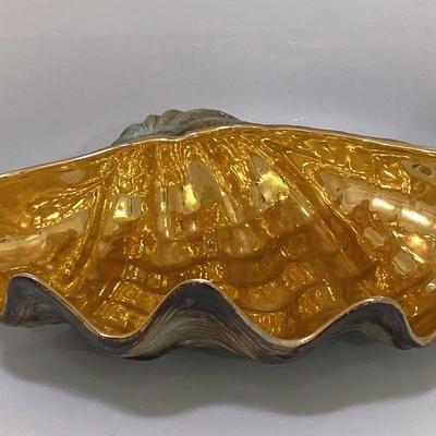 Beautiful large ceramic clam shell