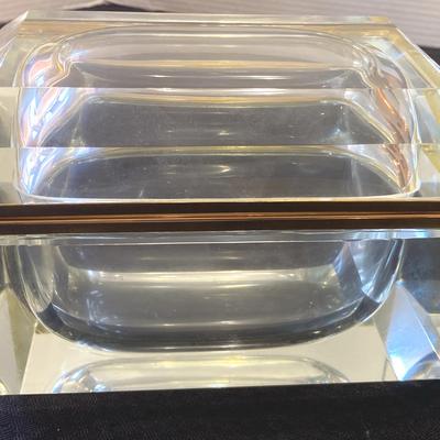Thick glass hinged box