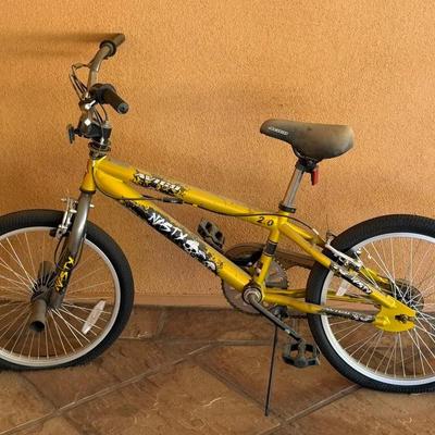 Yellow avigo nasty 2 0 bmx bike