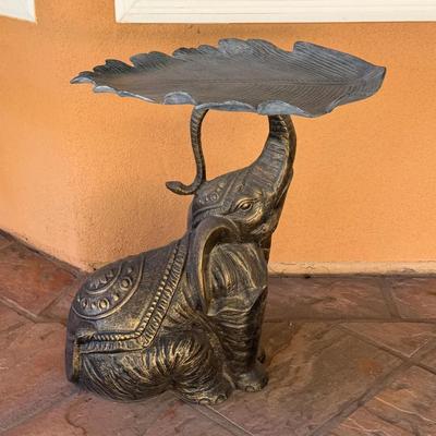 Aluminum elephant tray