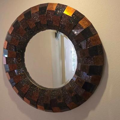 Round mirror with granite style acrylic