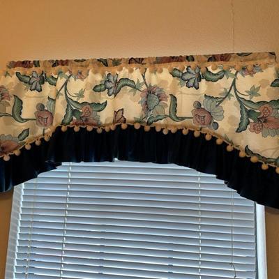 Sale Photo Thumbnail #161