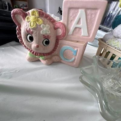 vintage ceramic musical wind-up baby pink lion nursery music box planter vase
