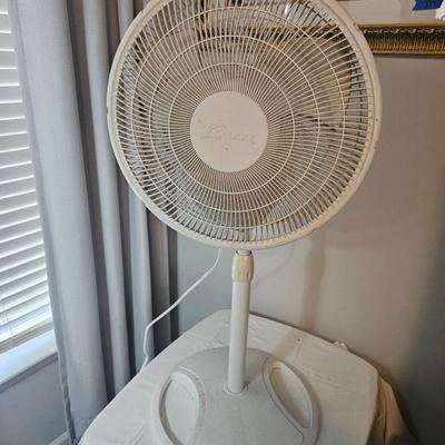 Sale Photo Thumbnail #145