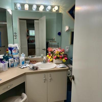 Sale Photo Thumbnail #45