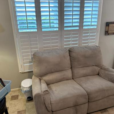 Sale Photo Thumbnail #3