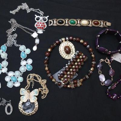 Sale Photo Thumbnail #74