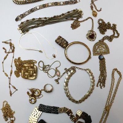 Sale Photo Thumbnail #89