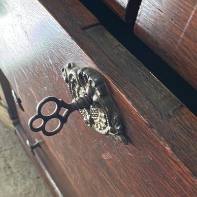 Sale Photo Thumbnail #44