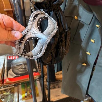 Sale Photo Thumbnail #12