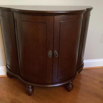 Bombay Company Entry Table/Cabinet