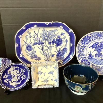 Blue & White Plates & Bowls (6)