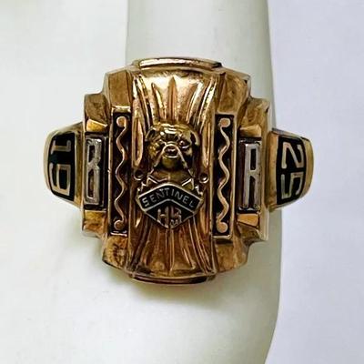 Vintage 10K Gold Sentinel Mens Class Ring