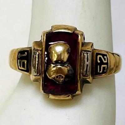 Vintage 10K Ladies Sentinel Class Ring