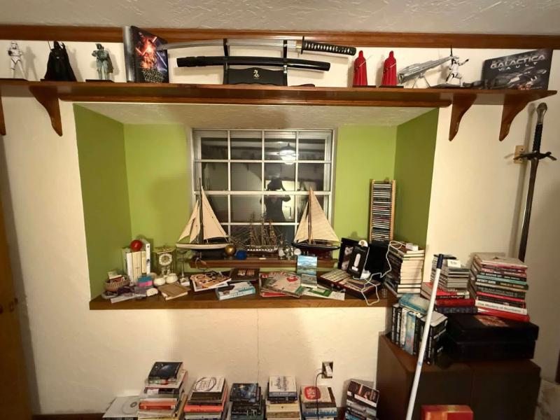 Sale Photo Thumbnail #42