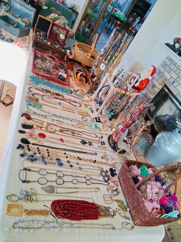 Sale Photo Thumbnail #12