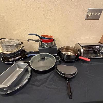 Kitchen Pots And Pans 