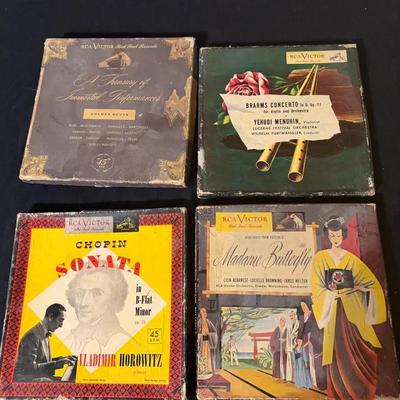4 Sets Of RCA Victor Artists In 45RPM 