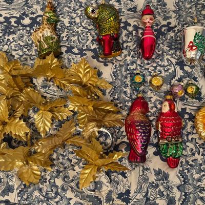 Set Of Christmas Ornaments/Decor 