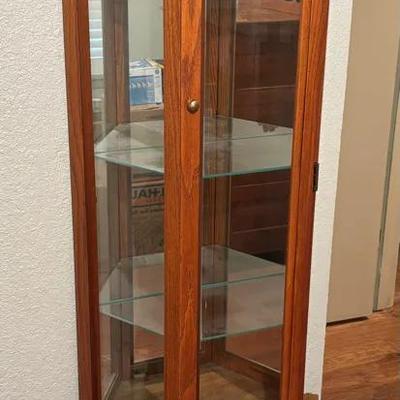 Light Wood Curio Cabinet 