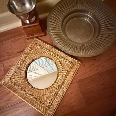 Gold Mirror & Wall Hanging Dish