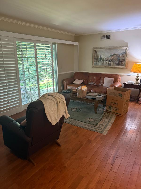 Sale Photo Thumbnail #5