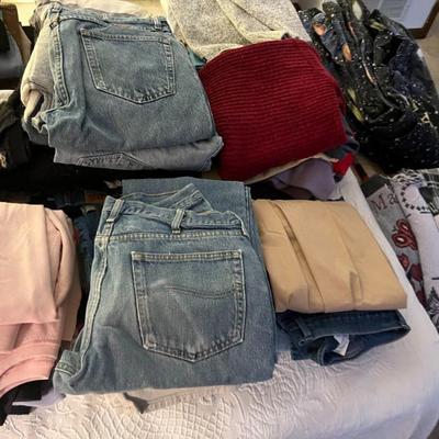 Sale Photo Thumbnail #128