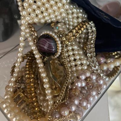 Sale Photo Thumbnail #112