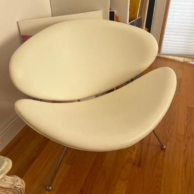 Sale Photo Thumbnail #338