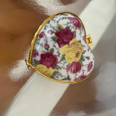 Sale Photo Thumbnail #208