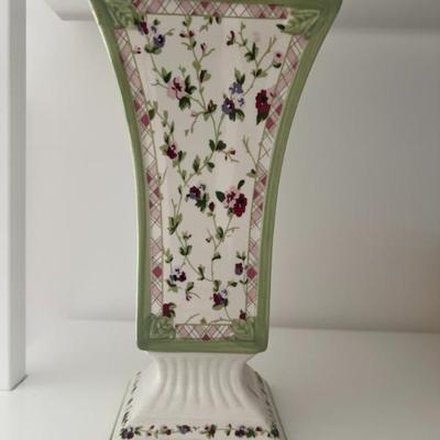 Sale Photo Thumbnail #228