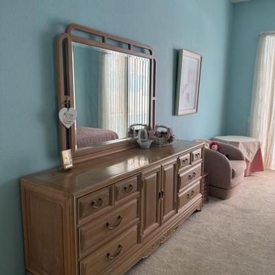 Sale Photo Thumbnail #105