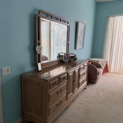 Sale Photo Thumbnail #125