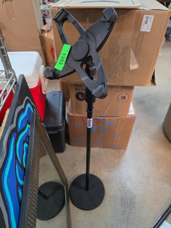 Sale Photo Thumbnail #376